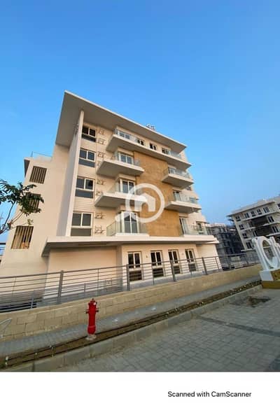 فلیٹ 3 غرف نوم للبيع في 6 أكتوبر، الجيزة - i city oct club park live photos_page-0004. jpg