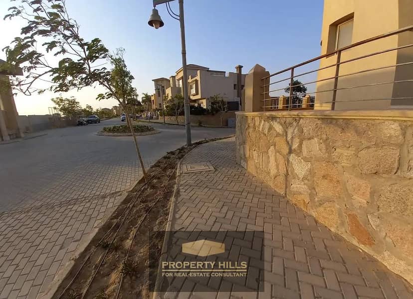 3 5ad046e3-e30c-4b18-b586-3f49689cfac9. jpg