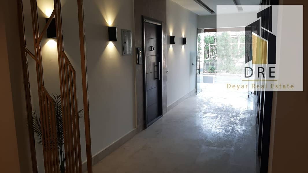 5 b0f2f578-77e5-4b90-b2b8-102a691c787b. jpg