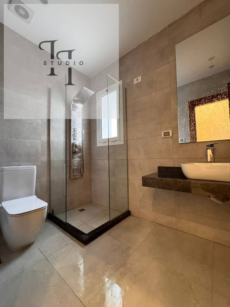 21 WhatsApp Image 2025-11-06 at 2.31. 16 PM. jpeg