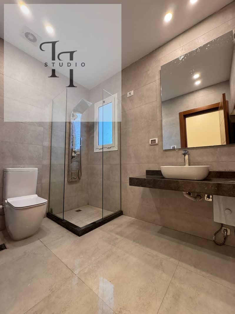 22 WhatsApp Image 2025-11-06 at 2.31. 14 PM (1). jpeg