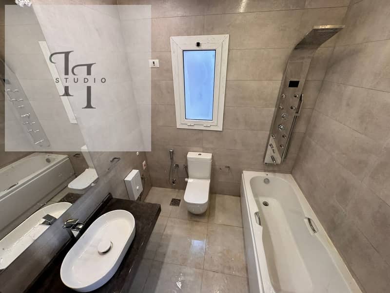 23 WhatsApp Image 2025-11-06 at 2.31. 14 PM. jpeg