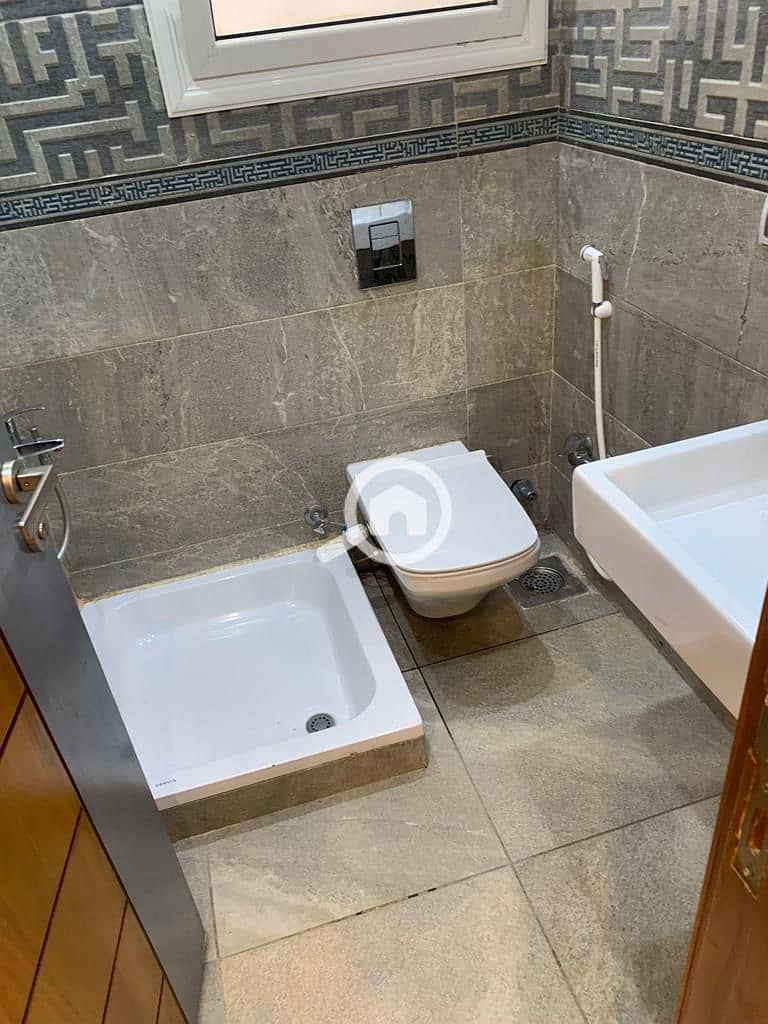 6 IMG-20251111-WA0135. jpg