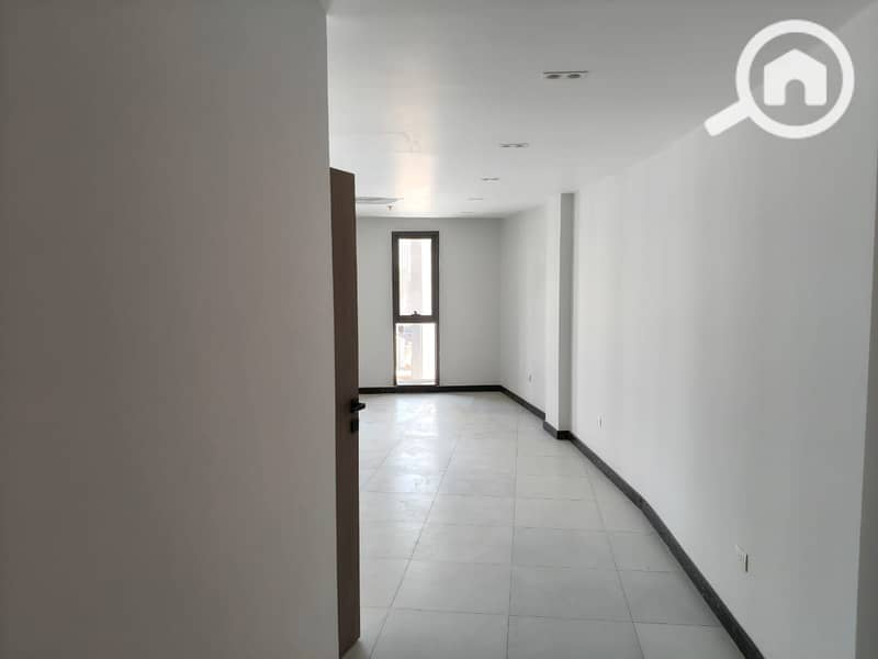 3 WhatsApp Image 2025-10-29 at 18.50. 30_5786de62. jpg