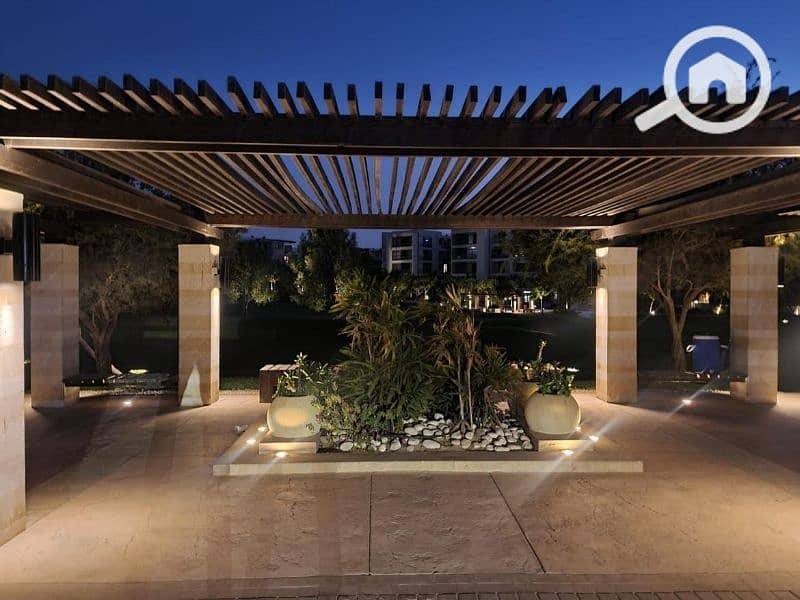 4 9d7b1b6f-bbd2-48c3-92de-490fbc25a8dc. jpg