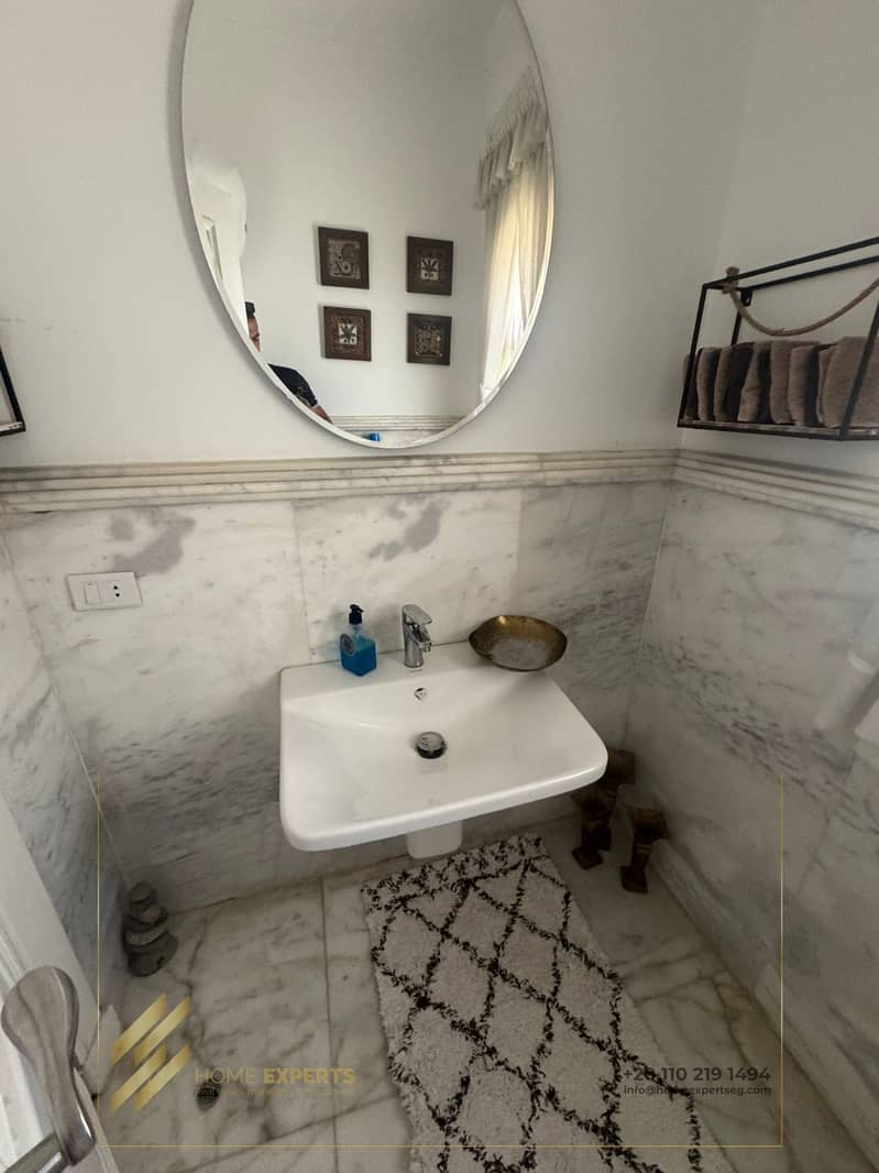 16 051b6a03-44a2-4776-b8b4-ab283aa47b85. jpg