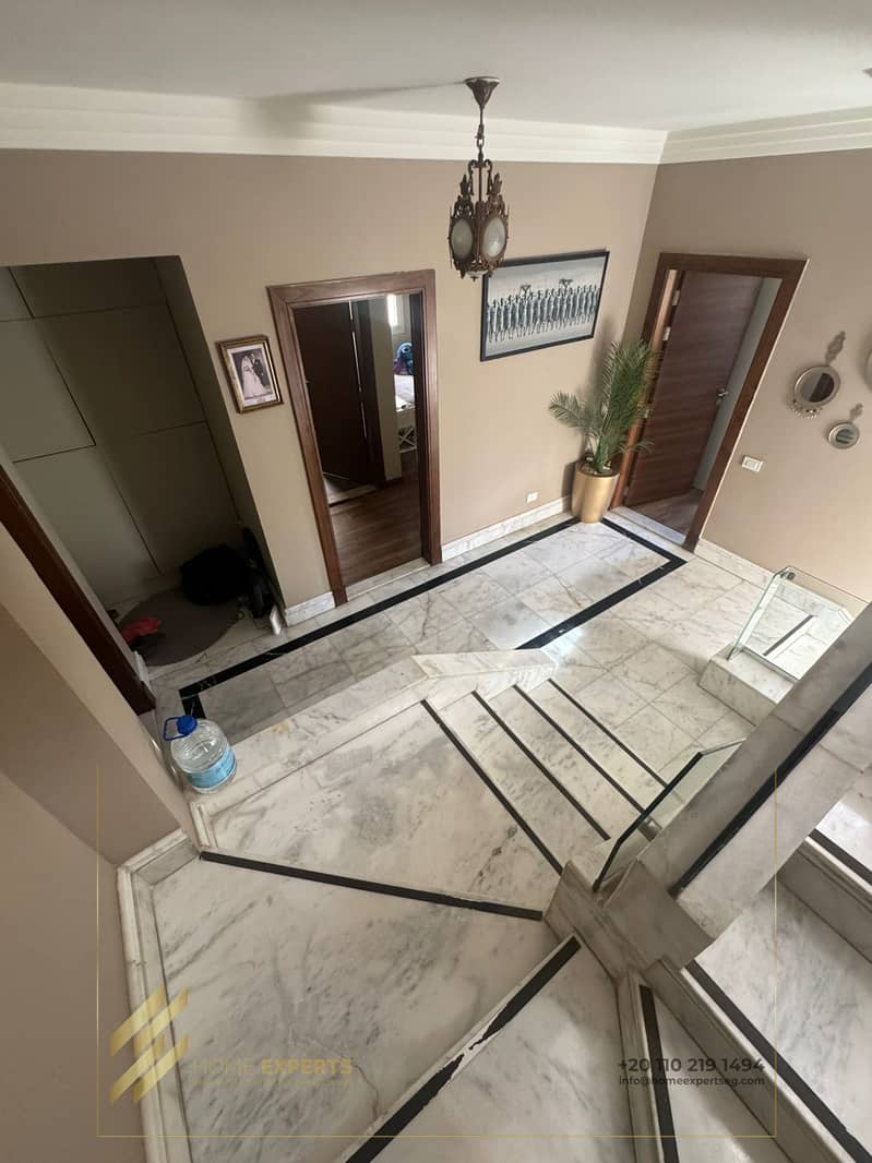 28 d3728cb4-c2a4-4b78-bc4c-f319cc0d5e38. jpg