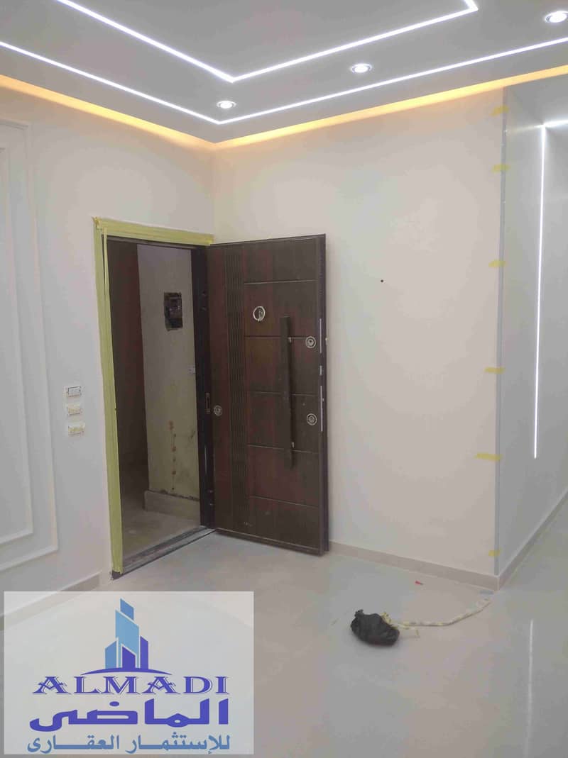 10 IMG_٢٠٢٥١١٠٢_١٤٠٧٠٧. jpg