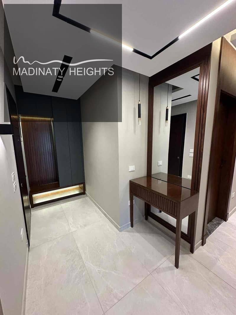 5 013de819-abcd-43fd-bf54-a94a8e009023. jpg