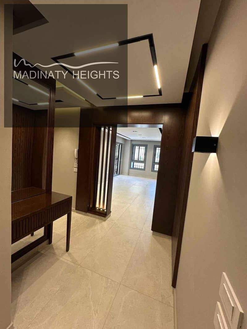 14 3bb34932-3e70-4d2f-acd3-2ac23628a029. jpg