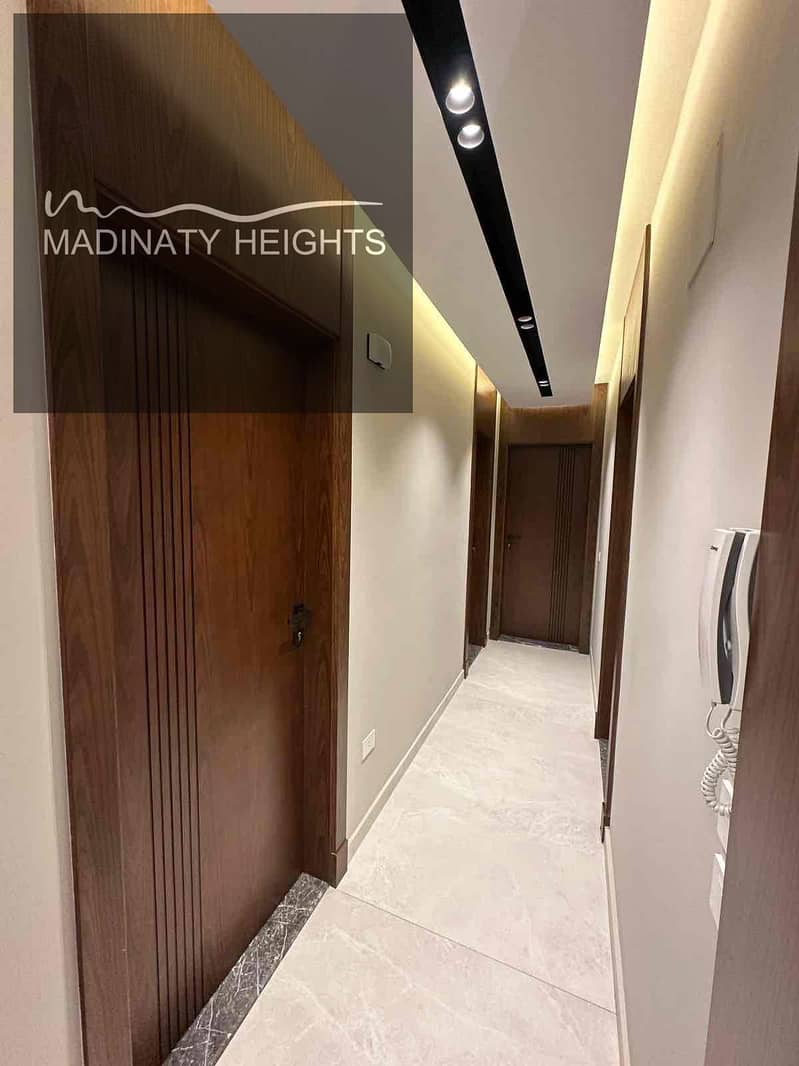 22 a4d86b78-a3b9-4f55-b116-5364f73cbc40. jpg