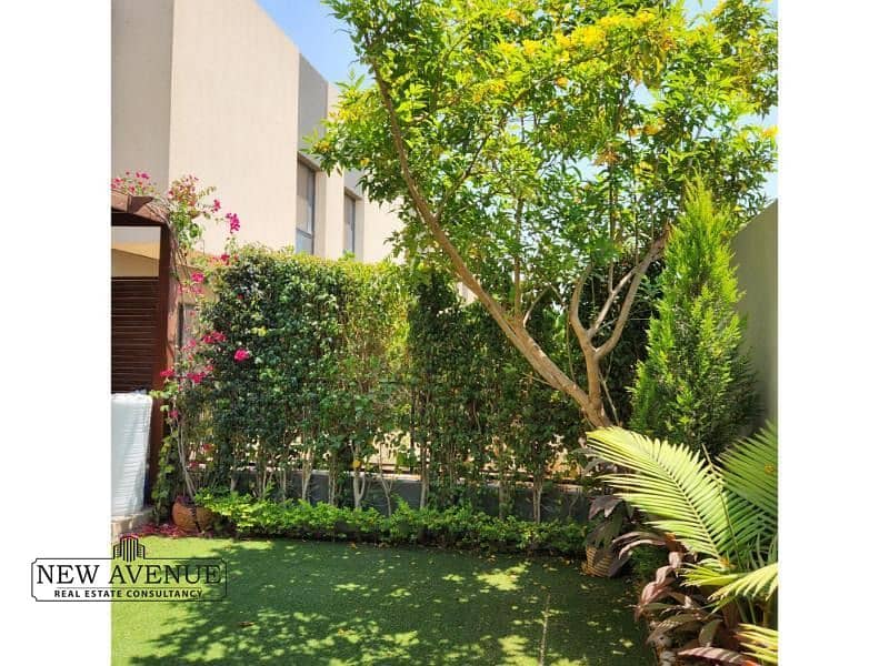 5 WhatsApp Image 2025-11-12 at 1.49. 36 PM (1). jpeg