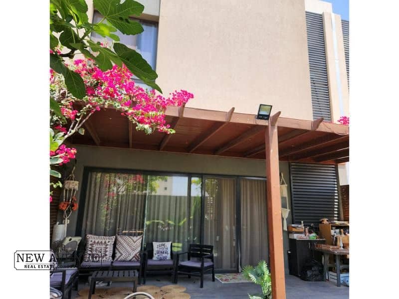 6 WhatsApp Image 2025-11-12 at 1.49. 32 PM. jpeg