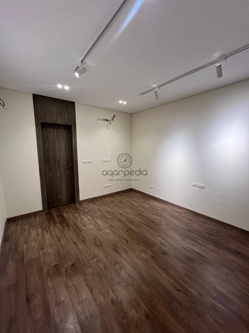 12 WhatsApp Image 2025-09-11 at 12.30. 10 PM (2). jpeg