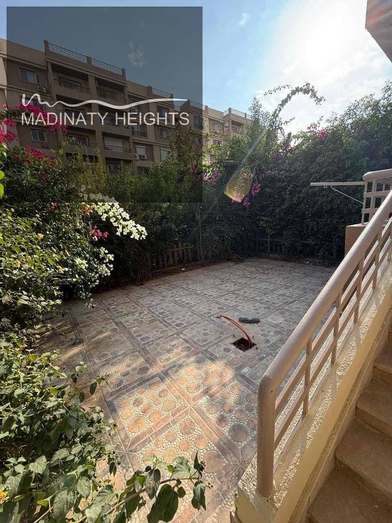 10 1c48a280-8fa4-4a8b-b9cd-8fda6e3ac3b2. jpg