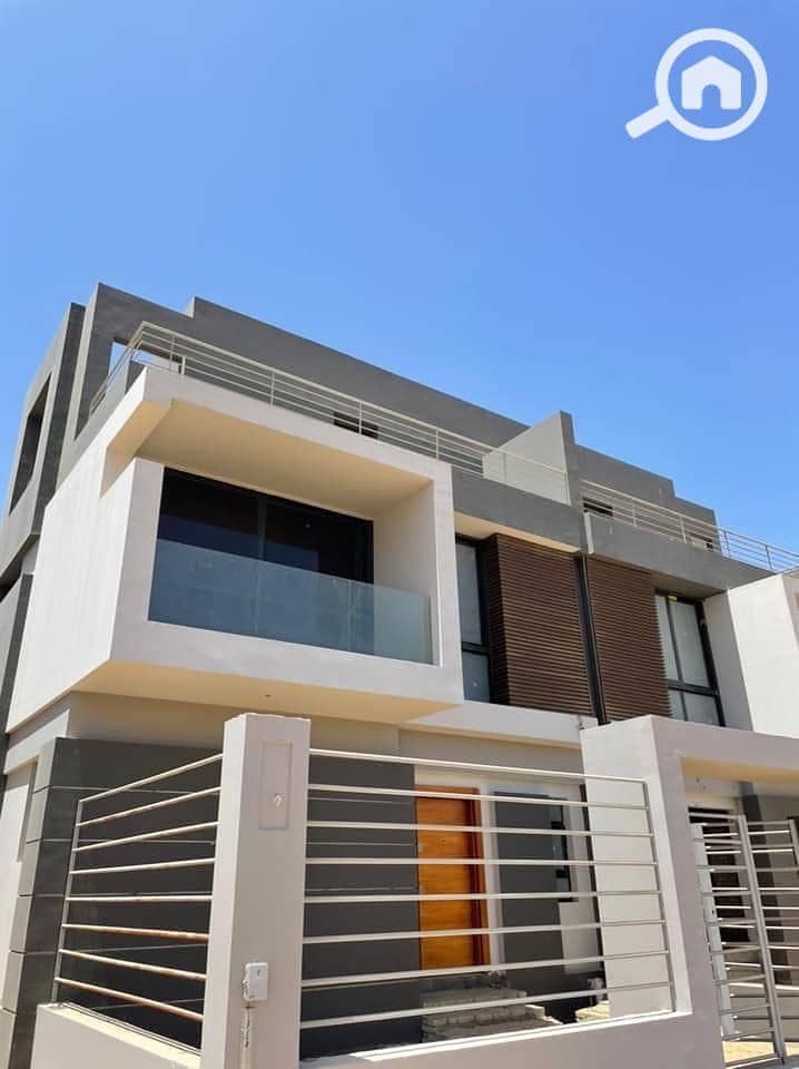 3 200499710_112968054344111_9189329994693643530_n. jpg