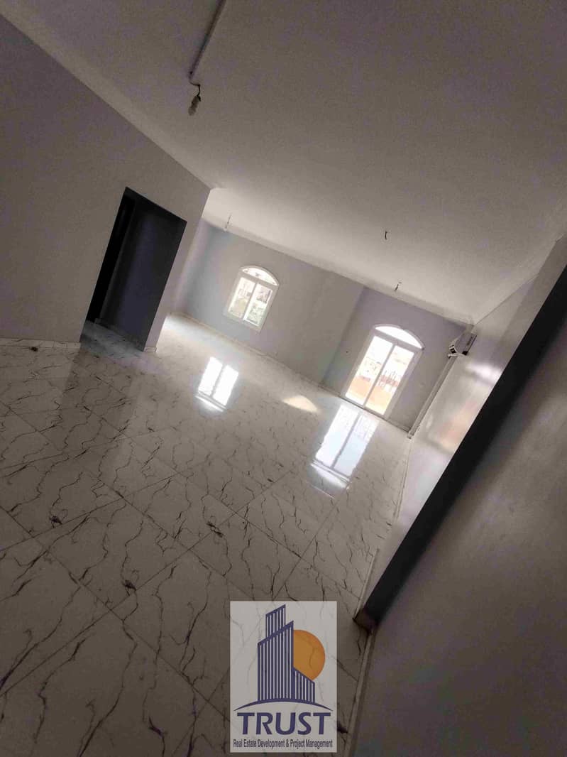 1000235606. jpg 1000235606. jpg