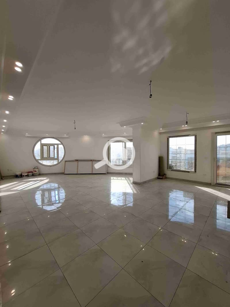 1000488478. jpg 1000488478. jpg