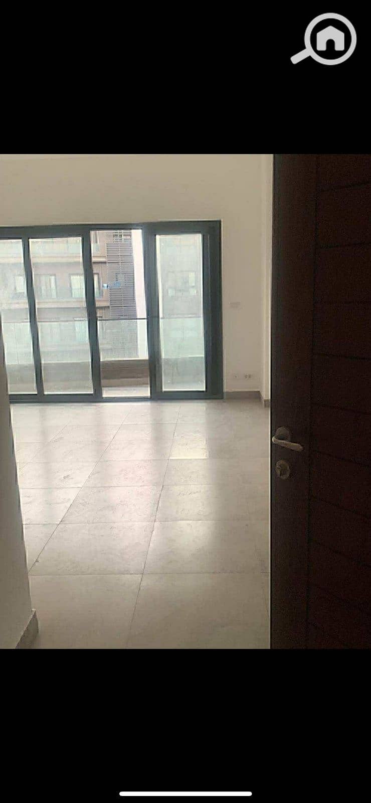 2 299f4a93-3939-4d31-9db9-4ae7b95fb1ee. jpg