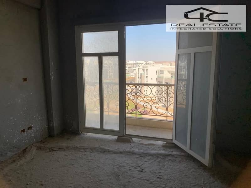 6 WhatsApp Image 2024-12-20 at 6.09. 39 PM. jpeg