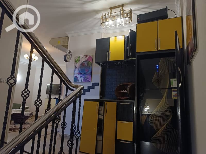 9 0a3ac34b-6e38-4603-8a99-497f9b35ea1a. jpg