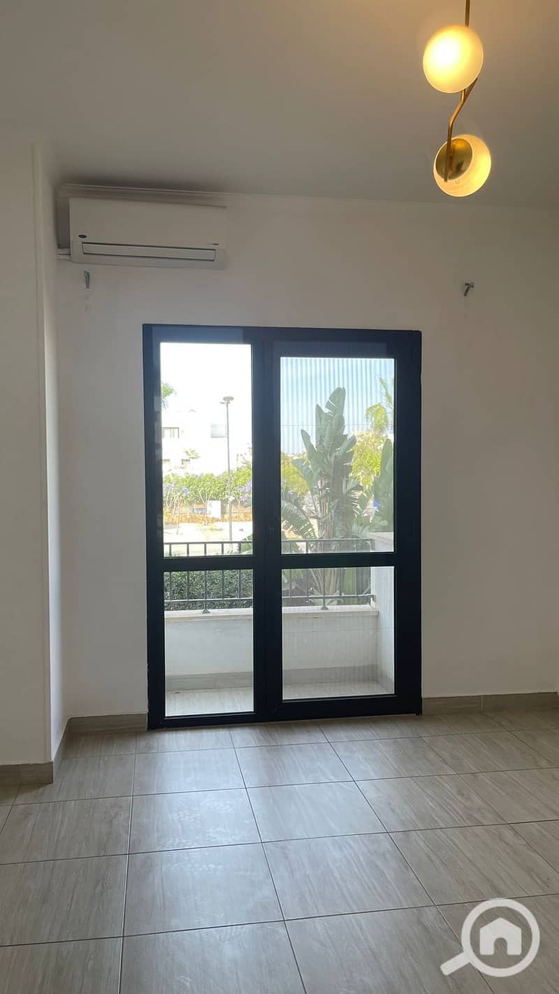 10 28a06d79-4d60-4820-a6f6-9a16caaed622. jpeg