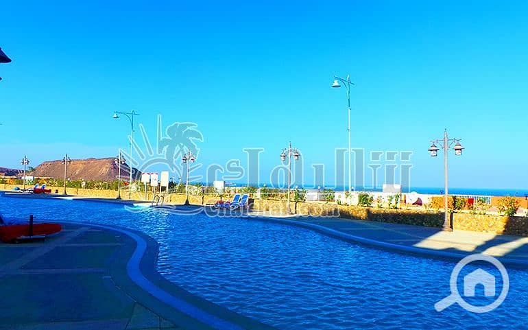 5 شاليه-للبيع-الحدائق-السخنة-العين-المعلقة-بورتو-مصطبة-ثانية (11). JPG