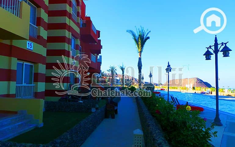 9 شاليه-للبيع-الحدائق-السخنة-العين-المعلقة-بورتو-مصطبة-ثانية (15). JPG