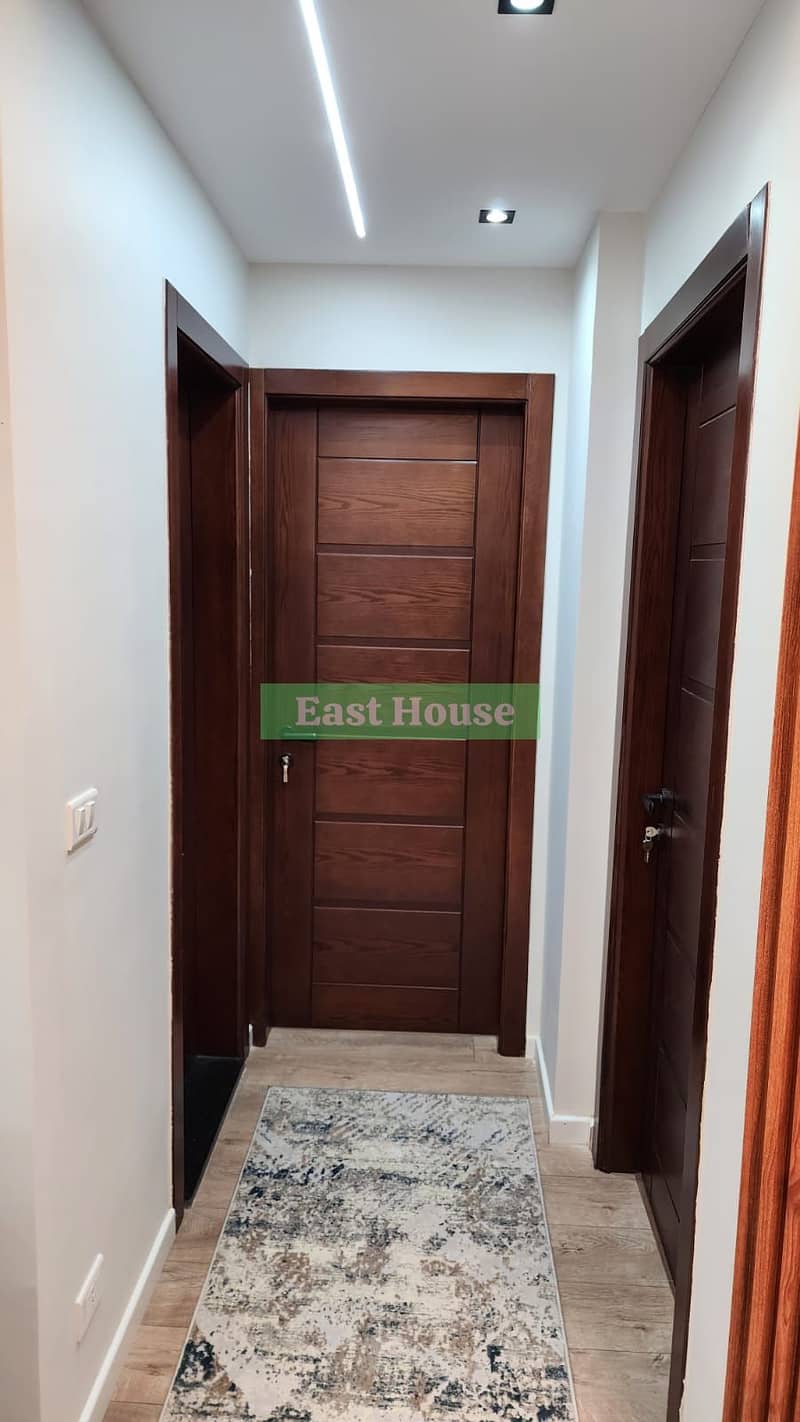 7 b6545e2c-2d21-43b0-a72a-43151c4a41ff. jpeg