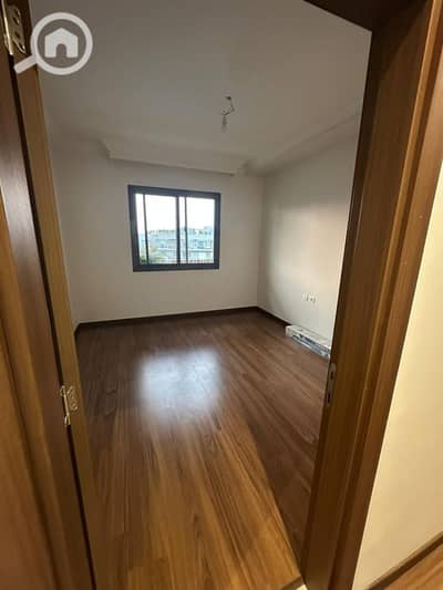 3 Bedroom Flat for Rent in New Cairo, Cairo - صورة واتساب بتاريخ 2025-11-12 في 13.24. 02_8f30a265. jpg