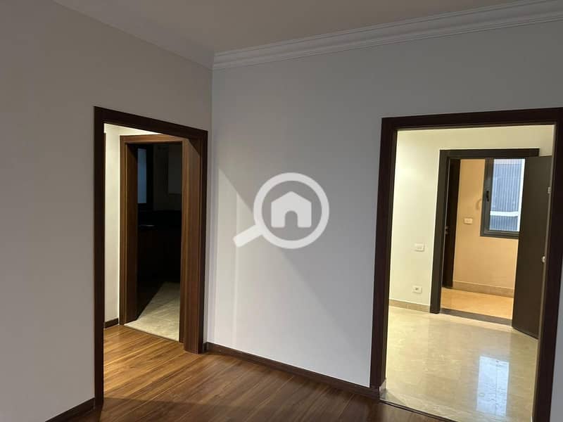 8 صورة واتساب بتاريخ 2025-11-12 في 13.24. 03_1a9ab178. jpg