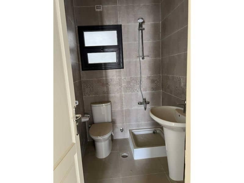 10 WhatsApp Image 2025-11-10 at 2.48. 14 PM. jpg