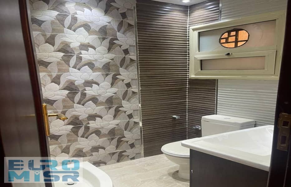 2 WhatsApp Image 2025-11-06 at 2.54. 13 PM. jpeg