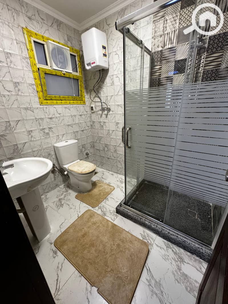 12 5dd1d611-67a1-4ab1-b98e-6adc060ca60e. jpeg