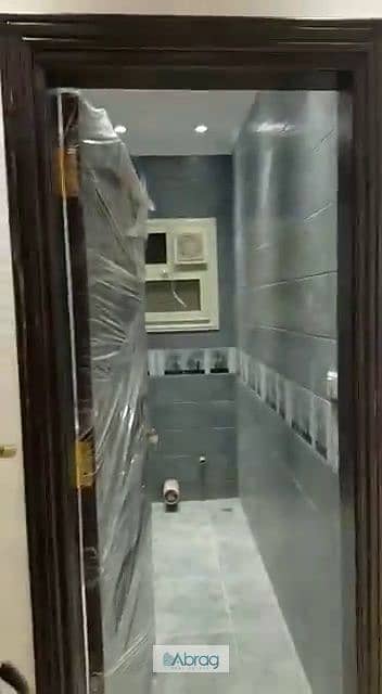 8 ac0b4555-fb87-4fb7-916e-35d31d929f0a. jpeg