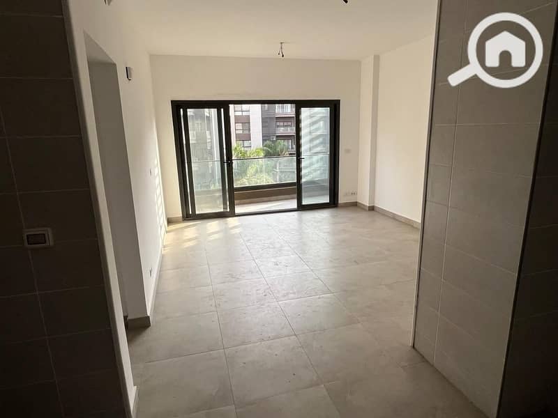 6 27ca9762-e113-43c0-9dcb-4747f25e2c8b. jpg