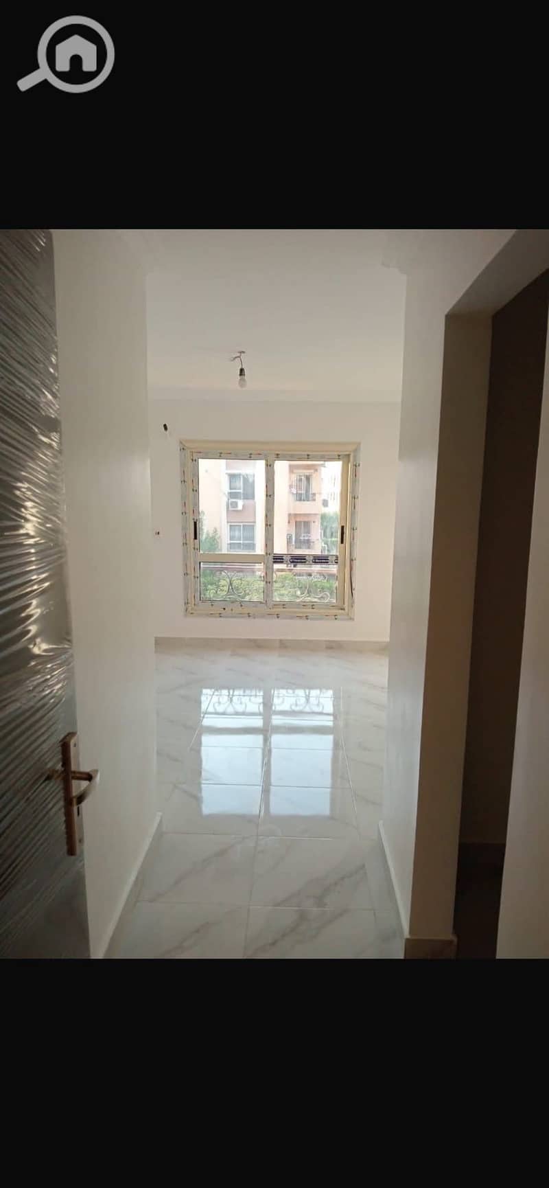 2 10c06b05-b0ba-4a00-b7ee-7e05cd2882c3. jpeg