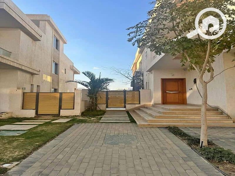 6 571112108_1339182224576332_912968965024725659_n_800x600. jpg