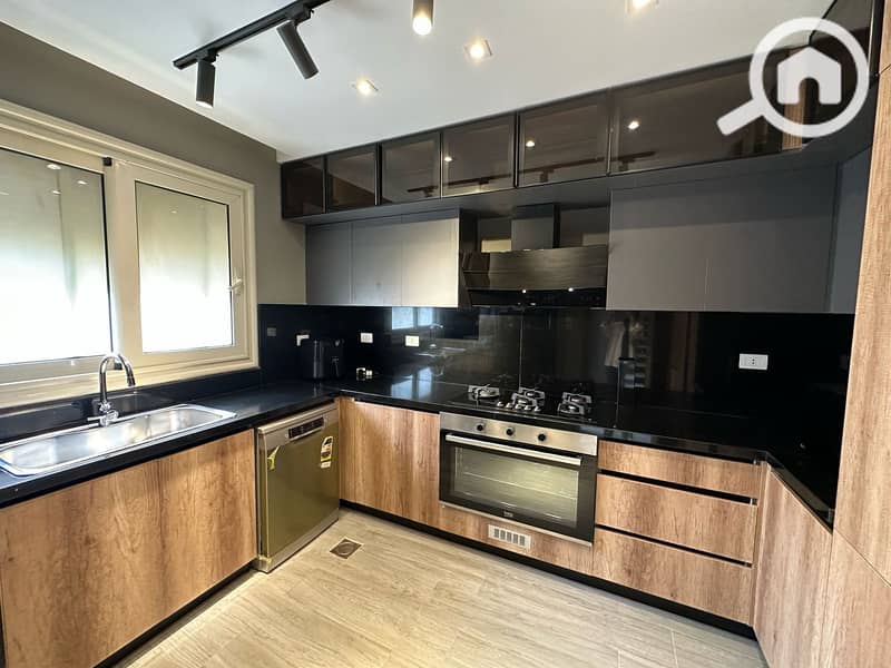 bd2c2986-dcdb-46f0-a75d-03475ac50b47. jpeg