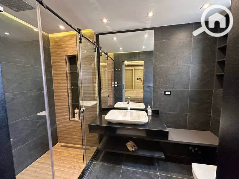 6 58cb92aa-4966-493e-be9c-90dc83396bde. jpeg