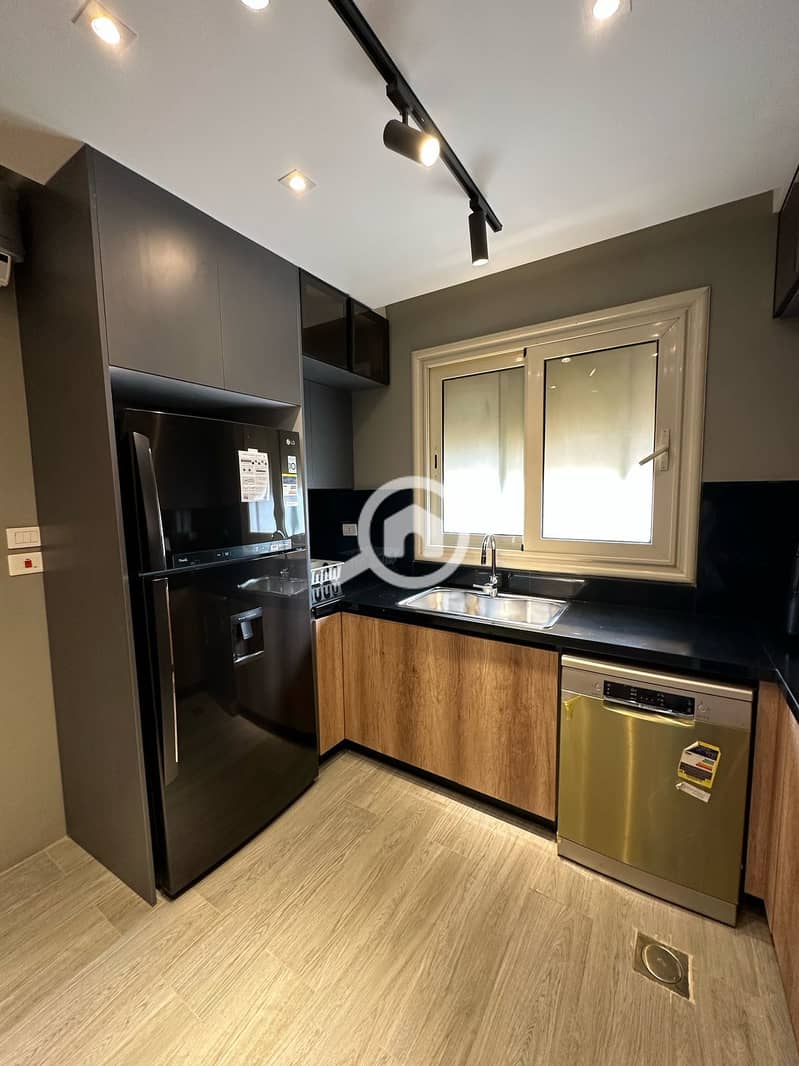 19 41bffebd-ea89-43af-9411-b16b22d0e3b8. jpeg