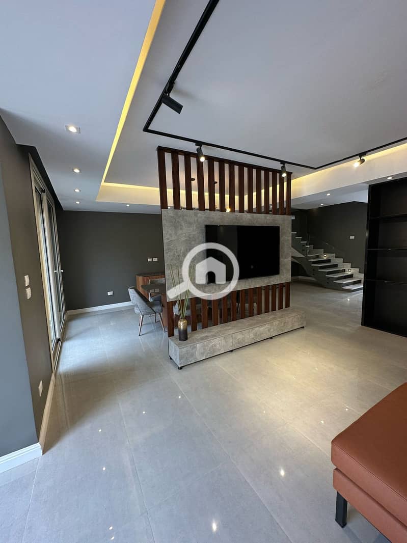 23 c4f5bb5e-f9d7-4ab1-8081-11960ac054e0. jpeg