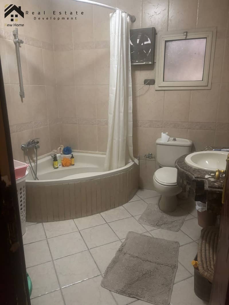 6 WhatsApp Image 2025-11-12 at 11.44. 26_2dfce2b3. jpg