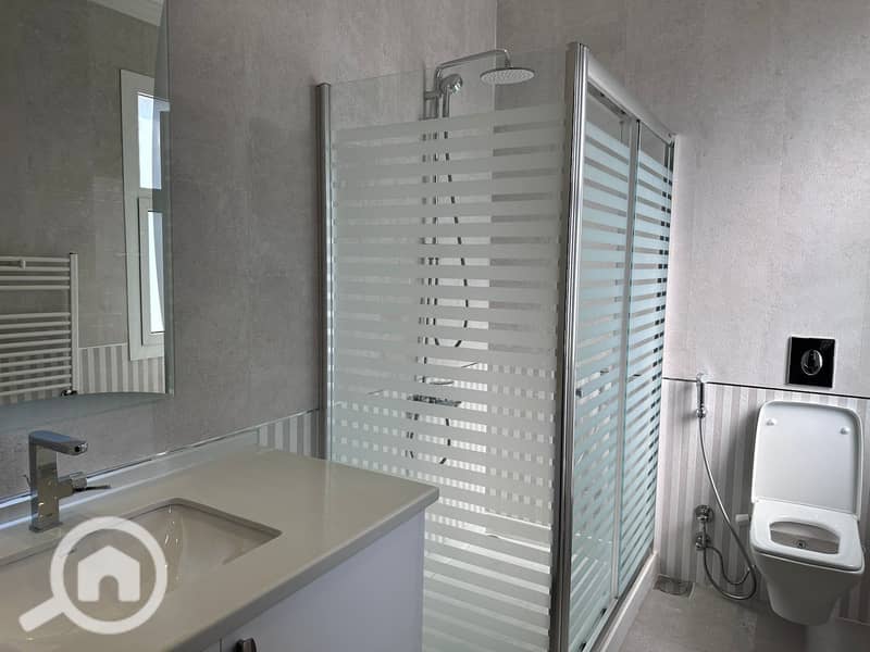 7 صورة واتساب بتاريخ 2025-11-12 في 13.48. 42_b83cdc78. jpg