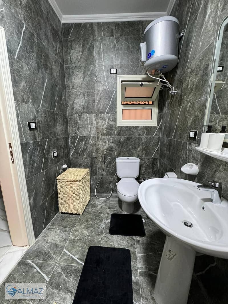 16 WhatsApp Image 2025-11-12 at 1.37. 44 PM. jpeg