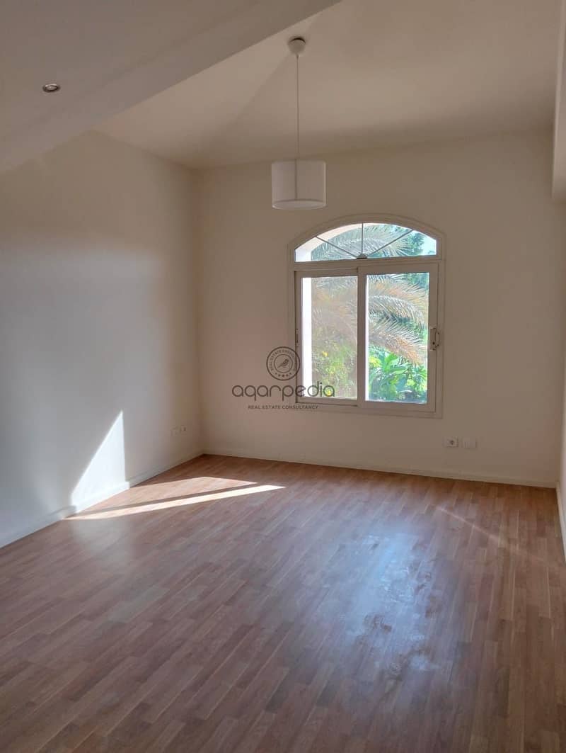 5 WhatsApp Image 2025-09-24 at 12.31. 02 PM. jpeg