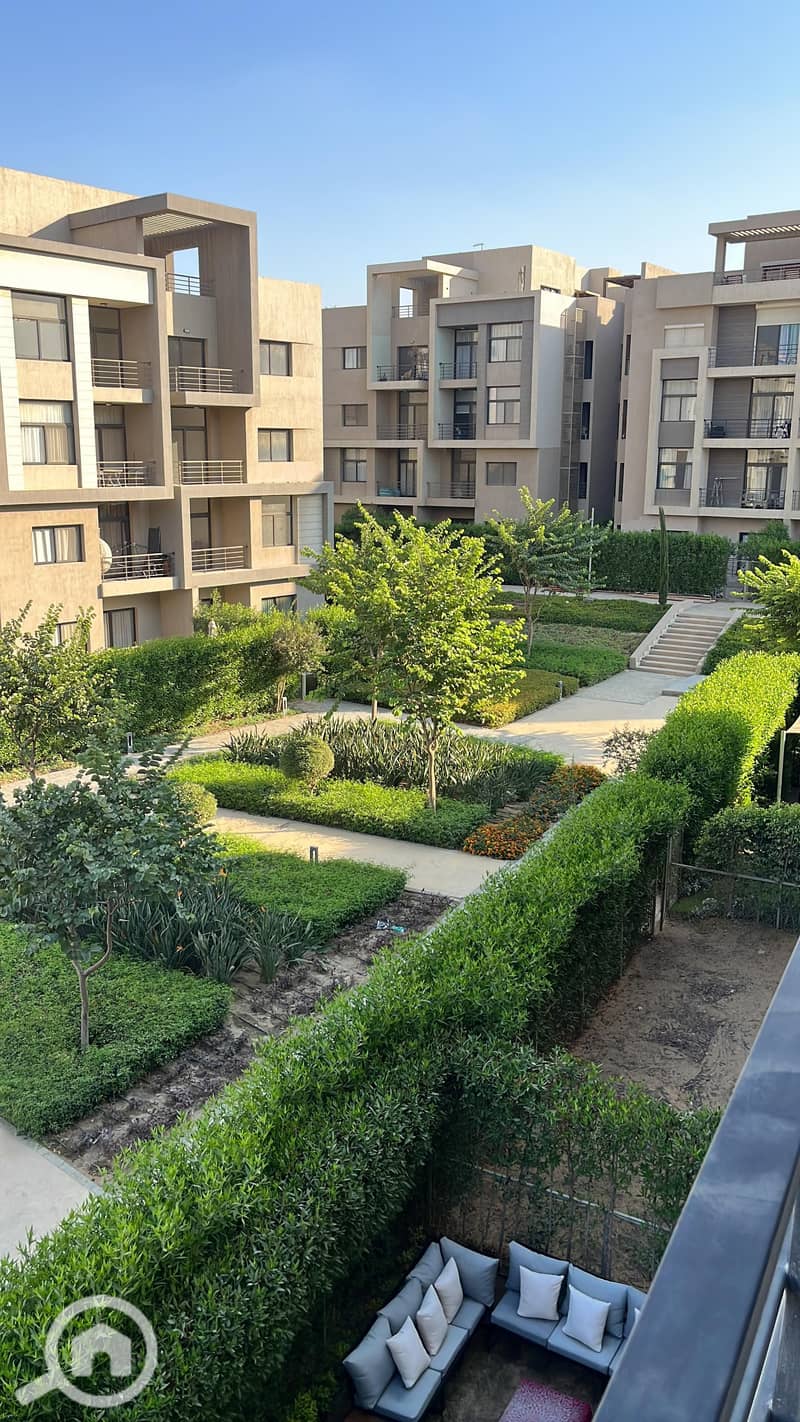 10 dbb86722-650a-408d-b087-25aeeff21105. jpg