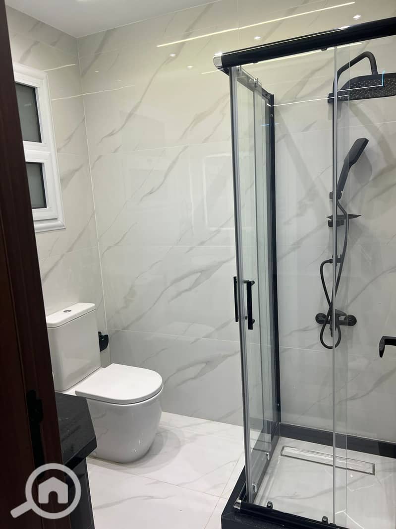 3 70805546-84e3-4171-a670-d16b414dd695. jpg