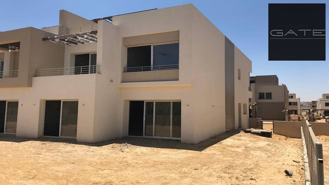 2 Townhouse-for-sale-in-palm-valley. jpg