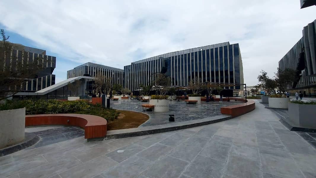 2 WhatsApp Image 2025-11-12 at 12.33. 18 PM (1). jpeg